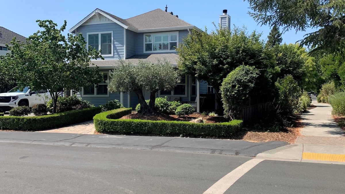 Yountville House | 4-bedroom house in peaceful Yountville with AC, WiFi.