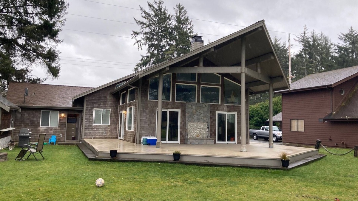 Ocean Shores House | 4-bedroom house in amazing Ocean Shores with WiFi