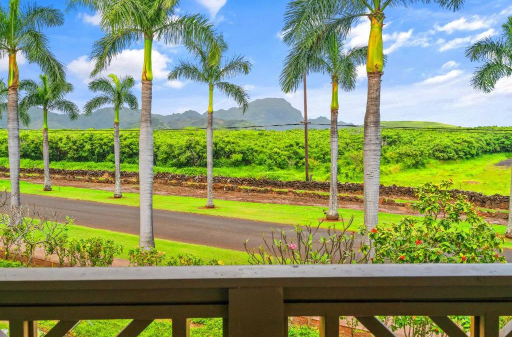 Poipu House | 4 Bedroom Mountain View Condo at Pili Mai