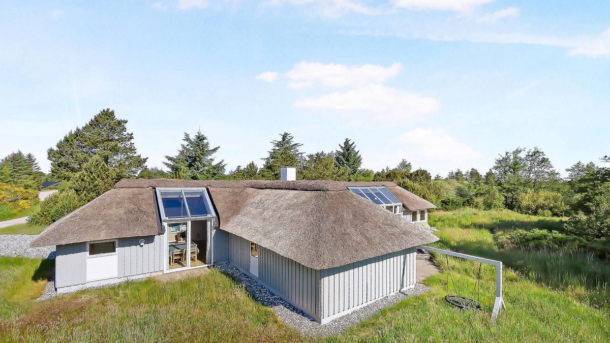 Slette Strand House | 4 bedroom nice home in Fjerritslev