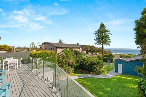 Culburra Beach House | 4 Bedroom Pet Friendly Home - 150m to Culburra Beach