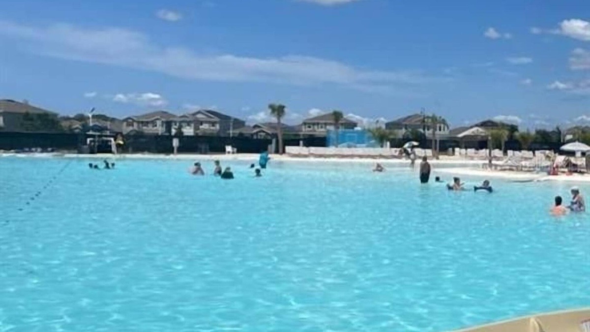 Wimauma Apartment | 4 Bedroom Single family 430741 by Houzlet