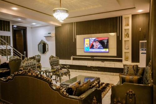 Ikeja Apartment | 4 Bedroom Terraced Duplex for Airbnb Short Stay in Ikeja