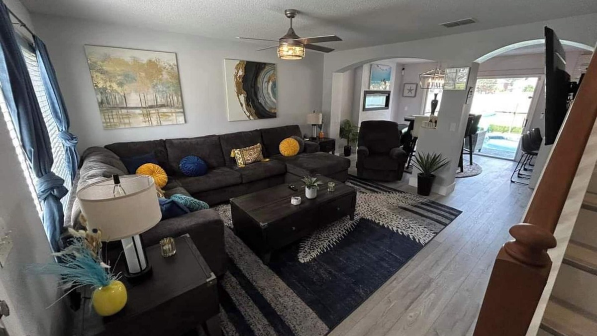 Southeast Orlando House | 4-bedroom vacation positioned between orlando airport and disney world