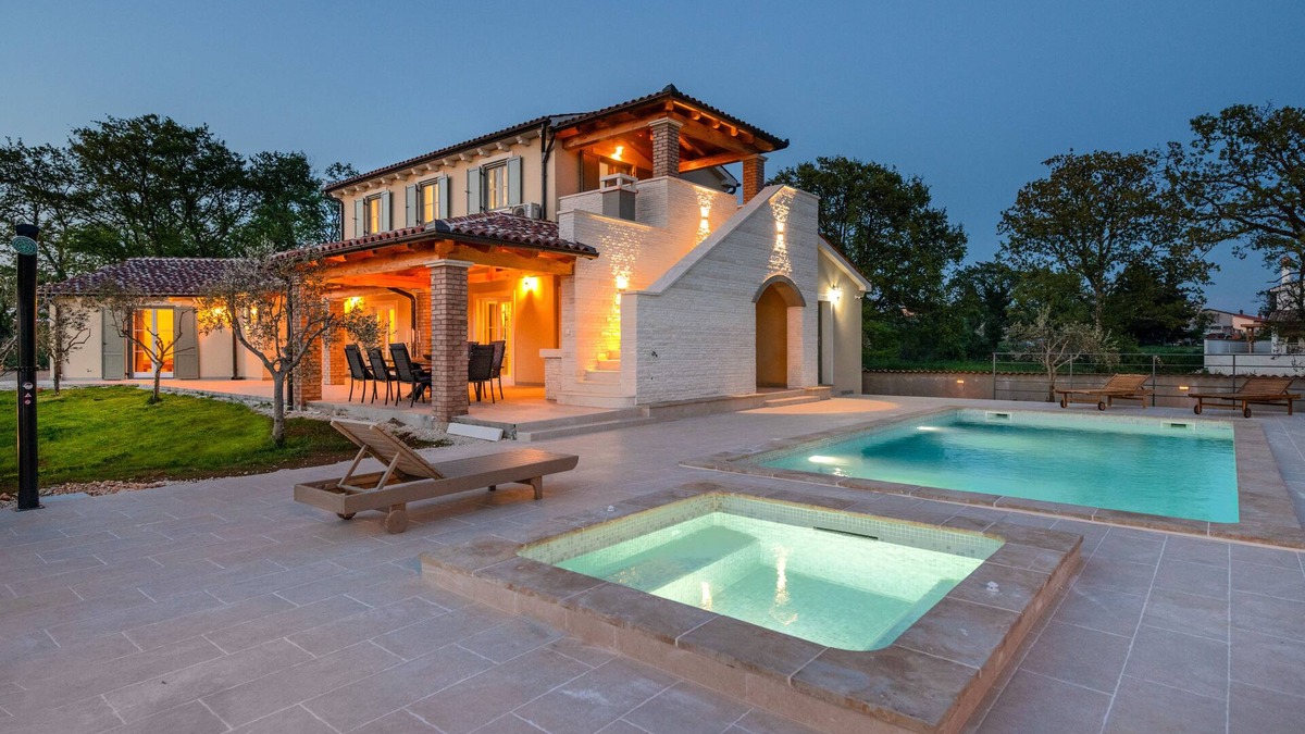 Kavran Villa | 4 Bedroom Villa in Kavran