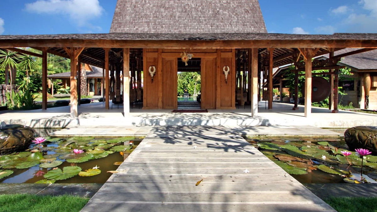 Umalas Villa | 4 Bedroom Villa kayu Close to Canggu