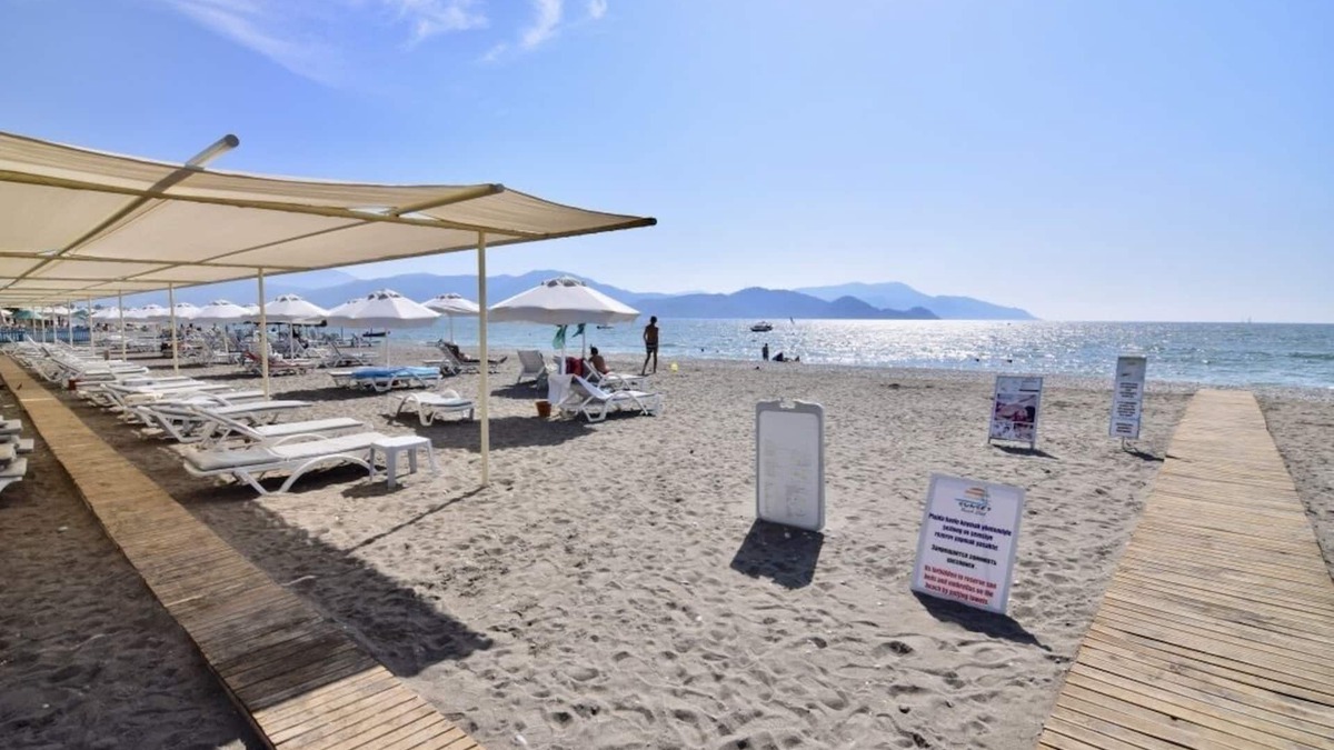 Fethiye City Center Villa | 4 bedroom villa with private pool and beach in a resort with 24/7 security