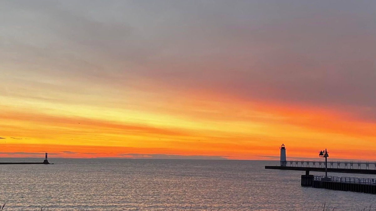 Manistee House | 4 Bedrooms, 1.5 Baths, Sleeps 8