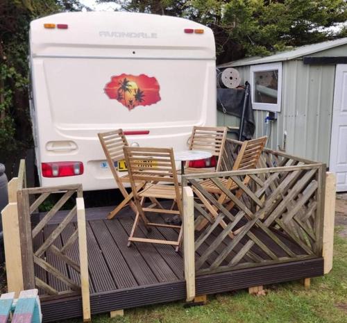 Gravesend Other | 4 berth caravan in a garden, nestled in the trees