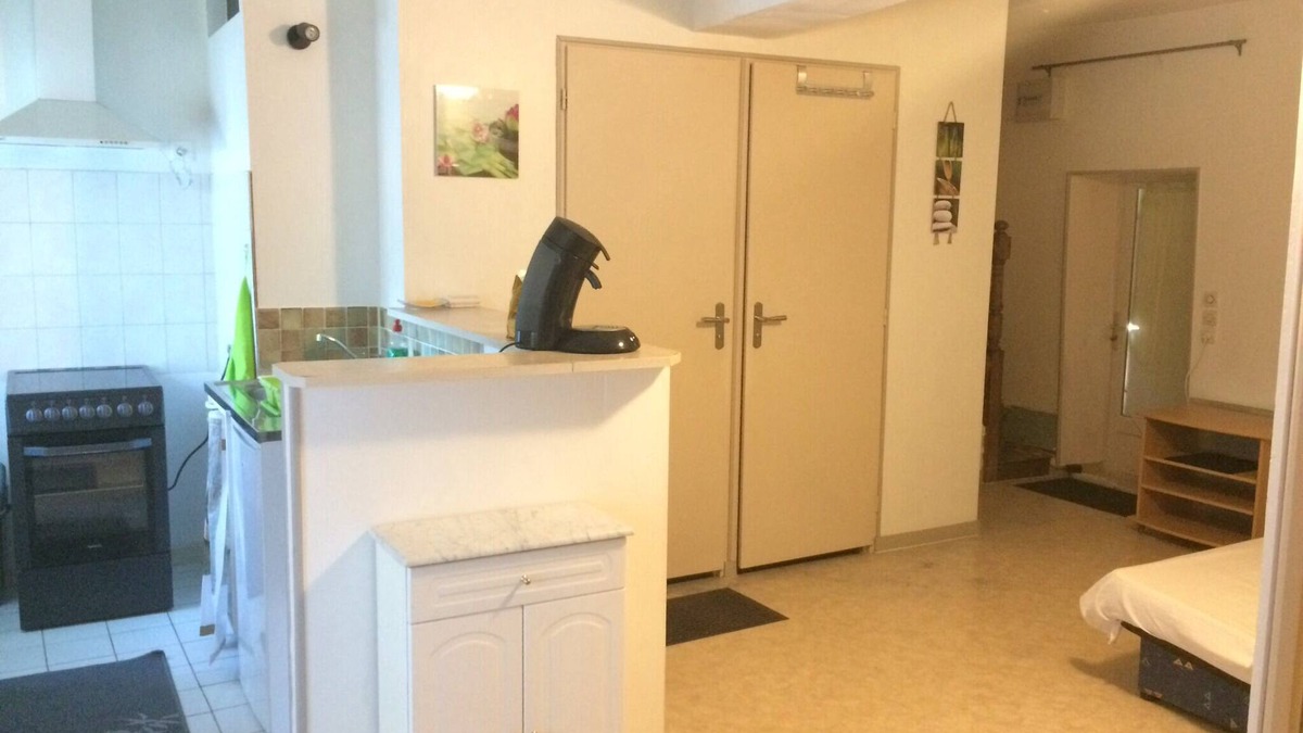 Les 3 Cites House | 4] Charming quiet T2