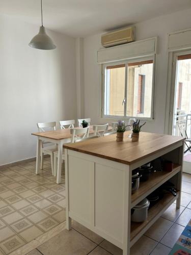 Ruggero Settimo Apartment | 4 Country Side - City Center