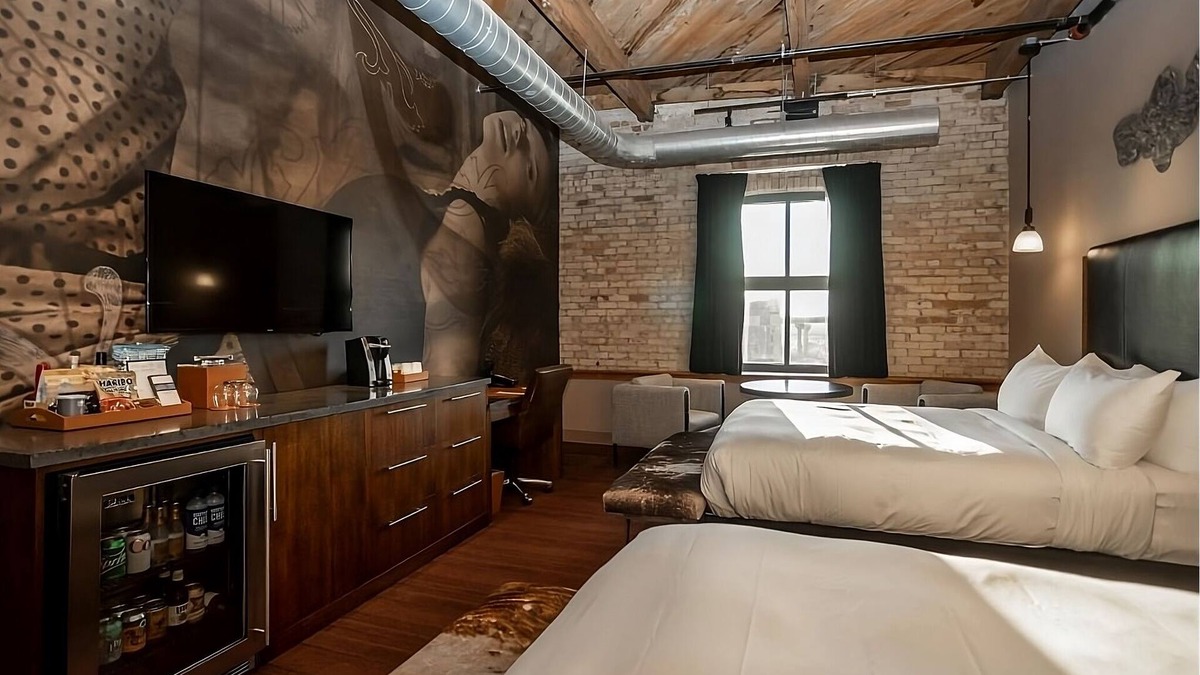Fifth Ward Hotel | 4 Custom Deluxe 2 Queen Beds at The Iron Horse Hotel, Bring Along Your Pets!