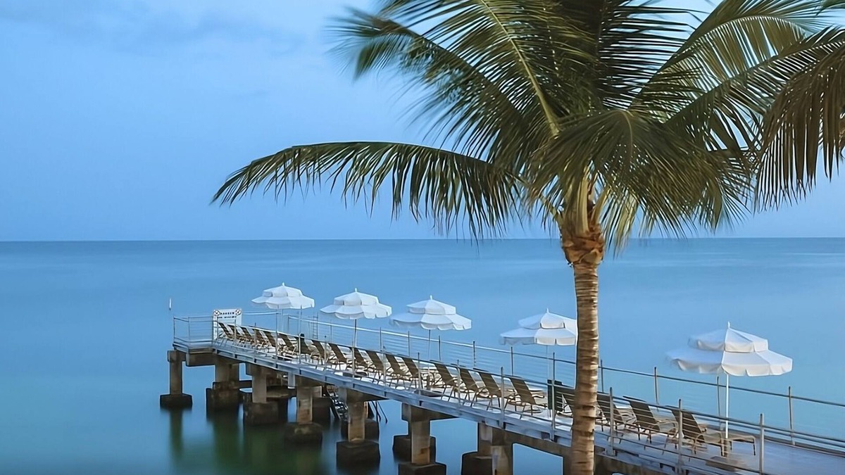 Uptown - Upper Duval Resort | 4 Deluxe 2 Queen Beds Rooms at Southernmost Beach Resort