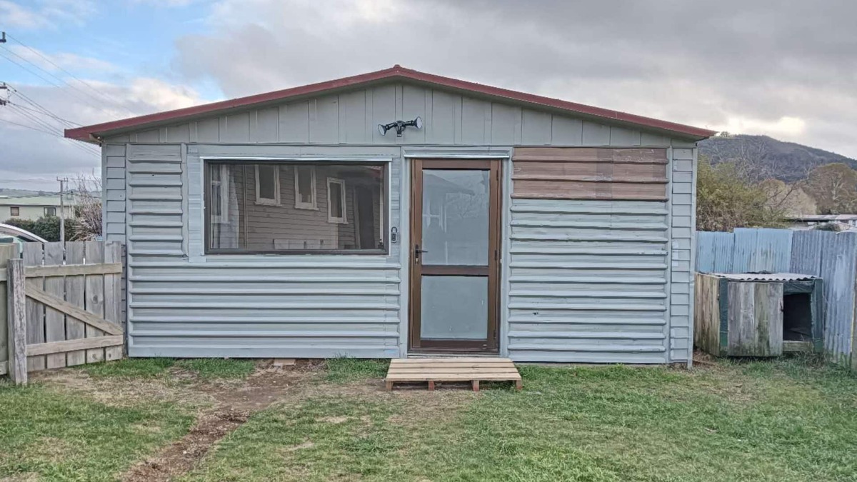 Kawaha Point Ski Chalet | 4 Double Beds and 2 Sofa Bed chalet