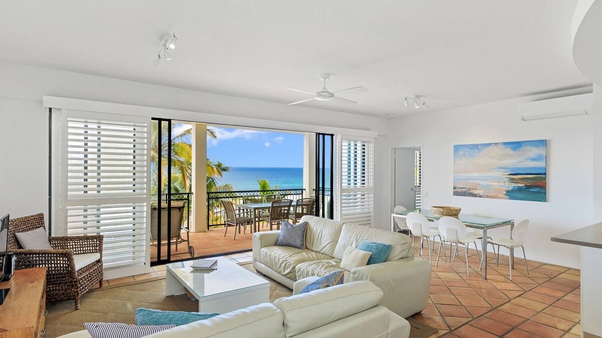 Sunshine Beach Apartment | 4 Hilltop Villas - Enjoy Ocean Views From The Heart Of The Village