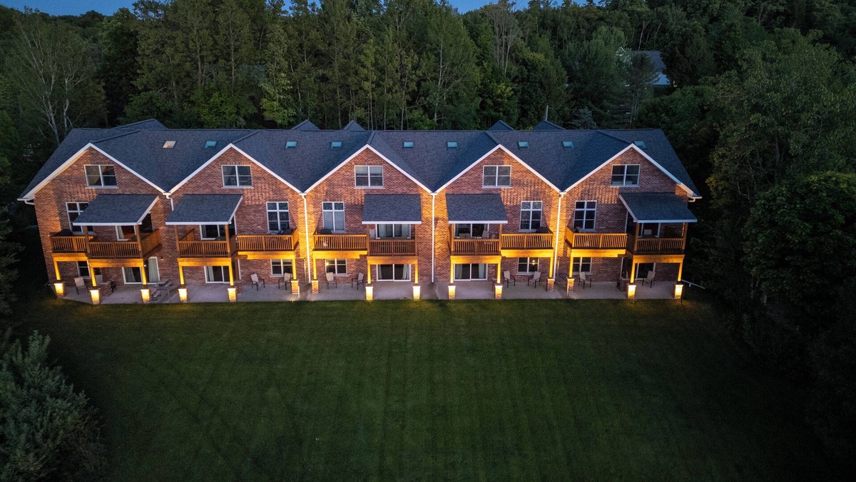 Ludington Condo | #4 Lake Front Condo - Hamlin Lake, Ludington, MI - 10 Guests