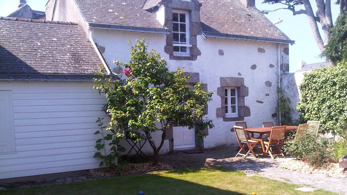 Batz-sur-Mer House | 4* listed property full of character between Croisic and La Baule (2 bdrms)
