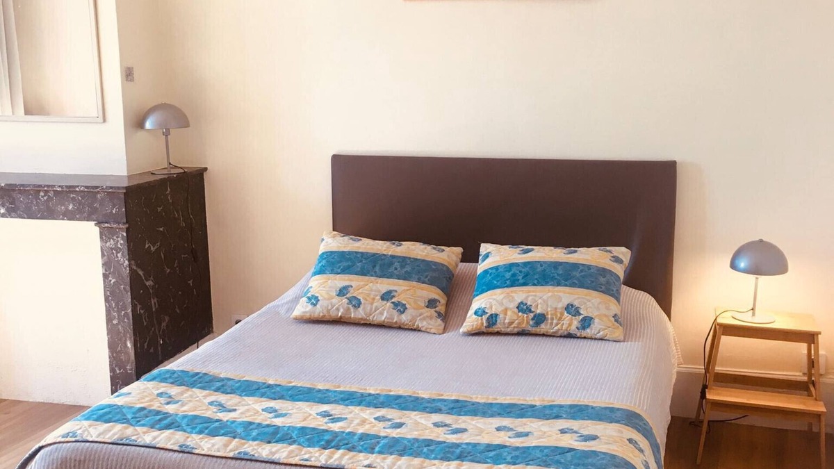 Ecueille Bed & Breakfast | 4/Logement 2 pers sdb privée wifi-cuisine commune