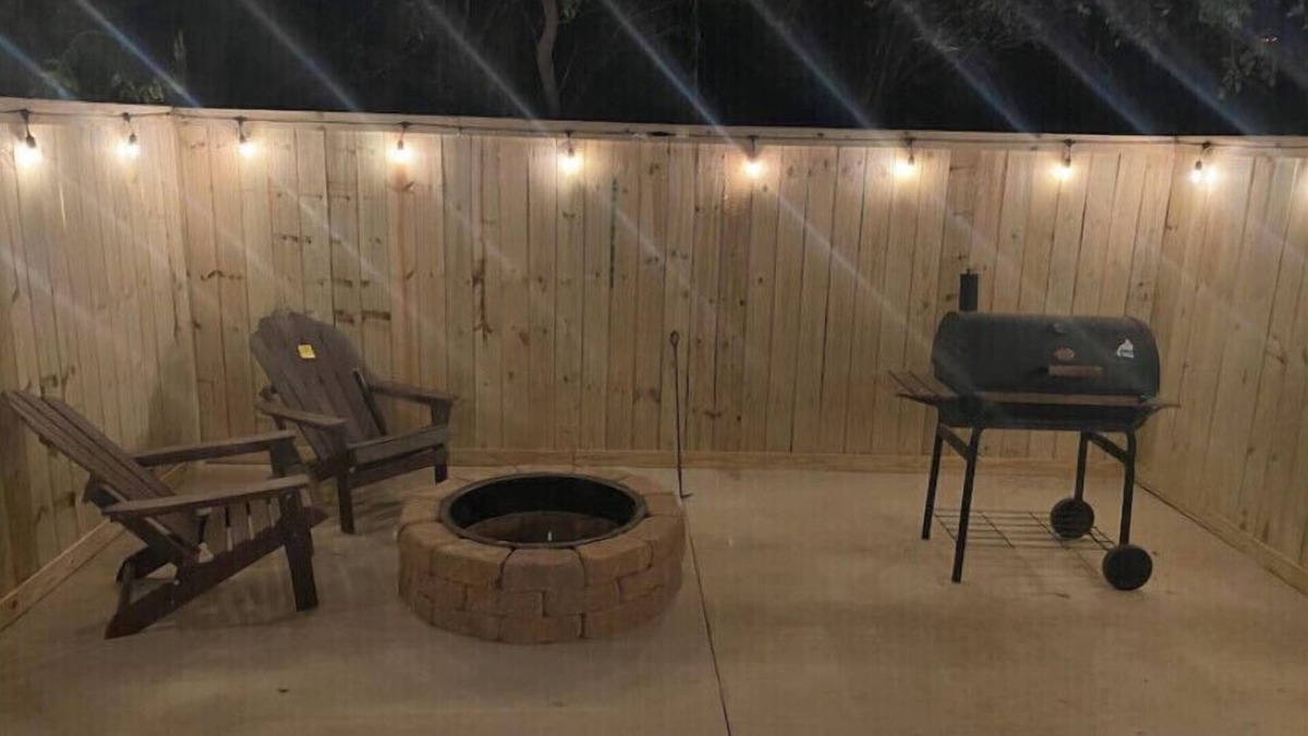 Highland Park Apartment | 4 MILE/RIVERWALK PRIVATE GUESTHOUSE WITH FIREPIT