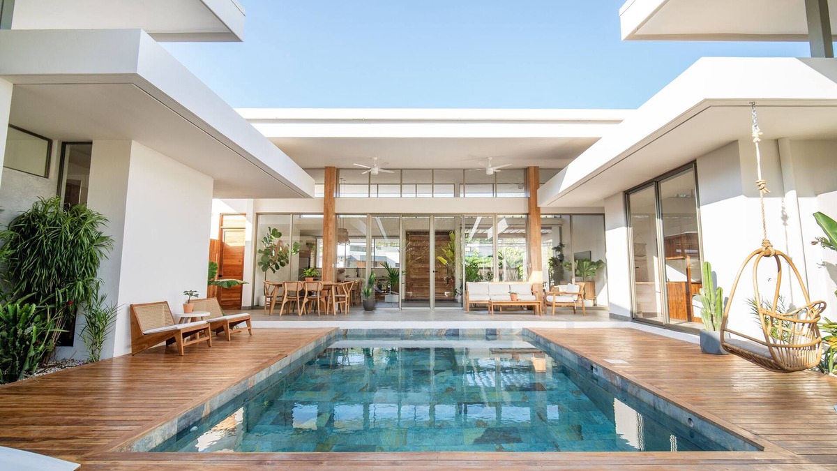 Playa Grande House | 4 min walk to the beach Golf cart for rent on site 4 bedrooms 4 baths in suite