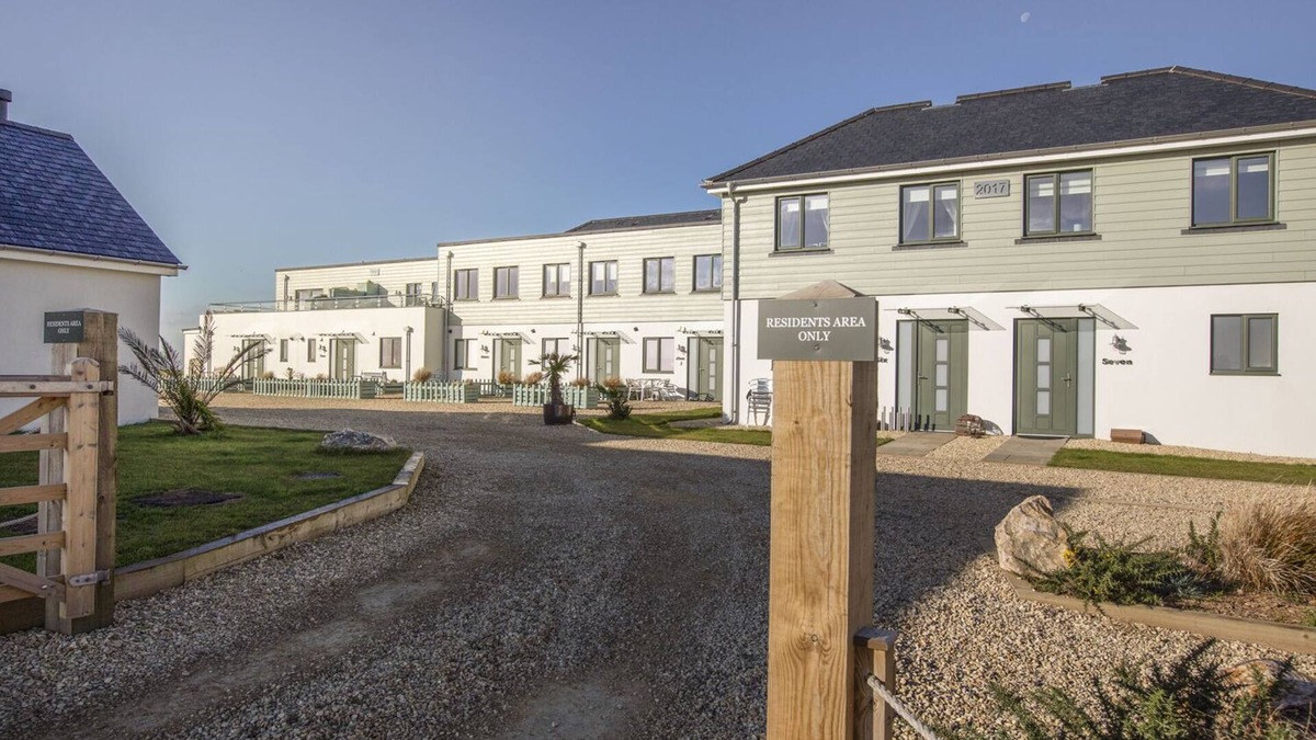 Bolberry Cottage | 4 OCEAN REACH, pet friendly, with a garden in Bolberry