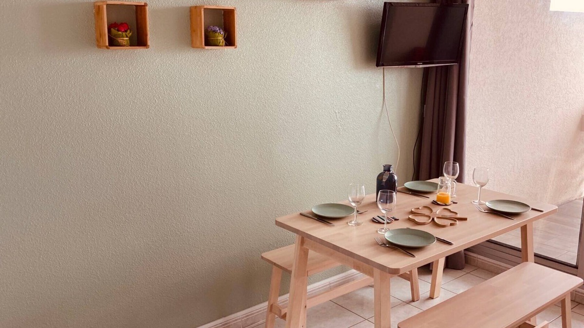 Saint-Nazaire Apartment | 4-person air-conditioned apartment with private pkg 30 m from beach + pool