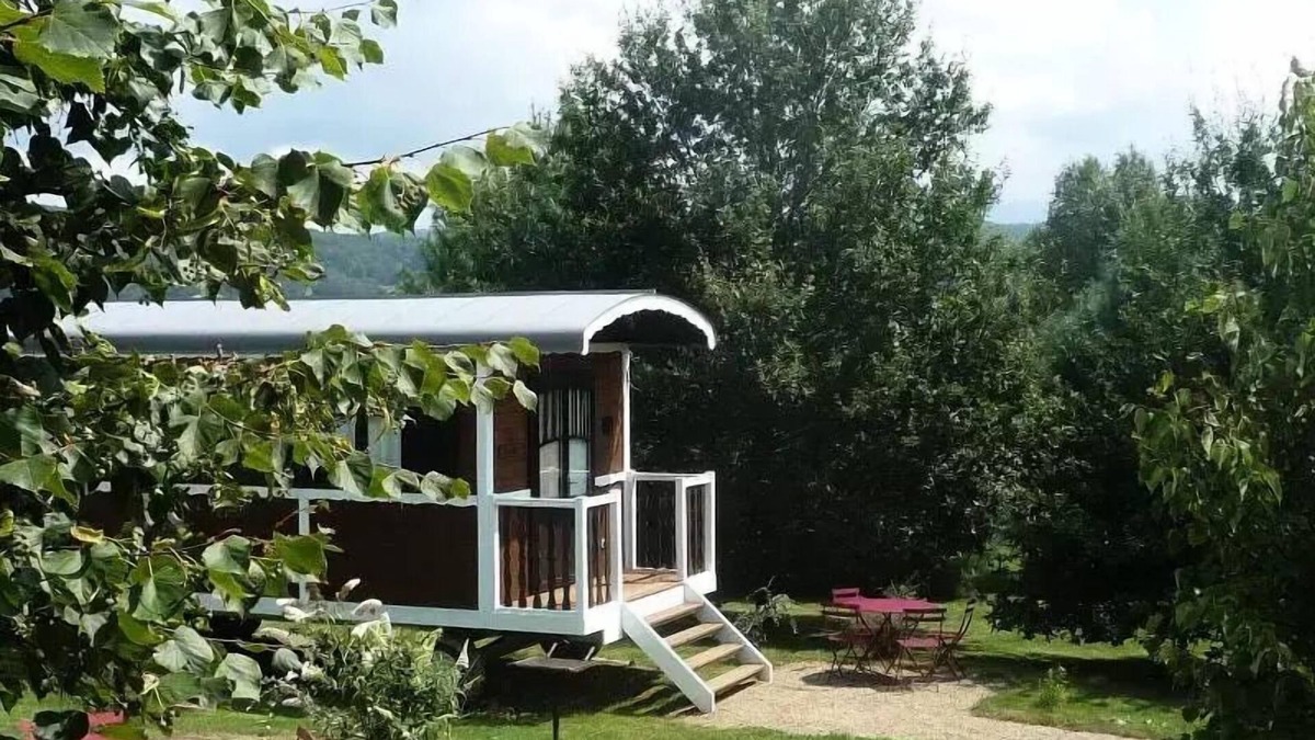 Bar-sur-Aube Cabin | 4-person deluxe hotel caravan