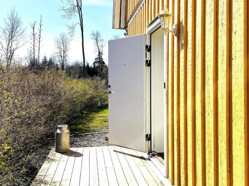 Dals Rostock House | 4 person holiday home in DALS ROSTOCK