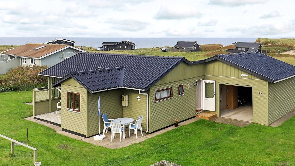 Nr. Lyngby Strand House | 4 person holiday home in Løkken-By Traum
