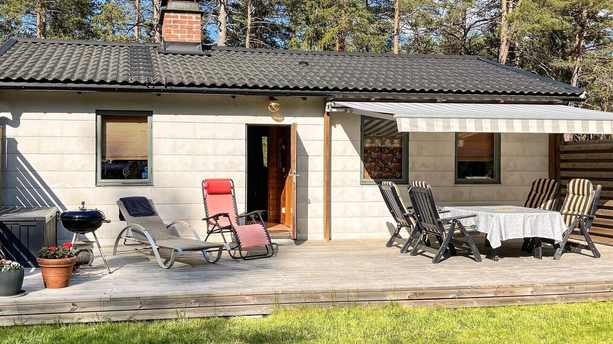 Ingaro House | 4 person holiday home in INGARÖ