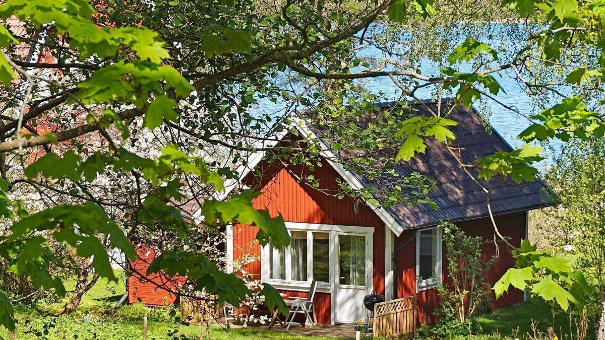 Vreta Kloster House | 4 person holiday home in VRETA