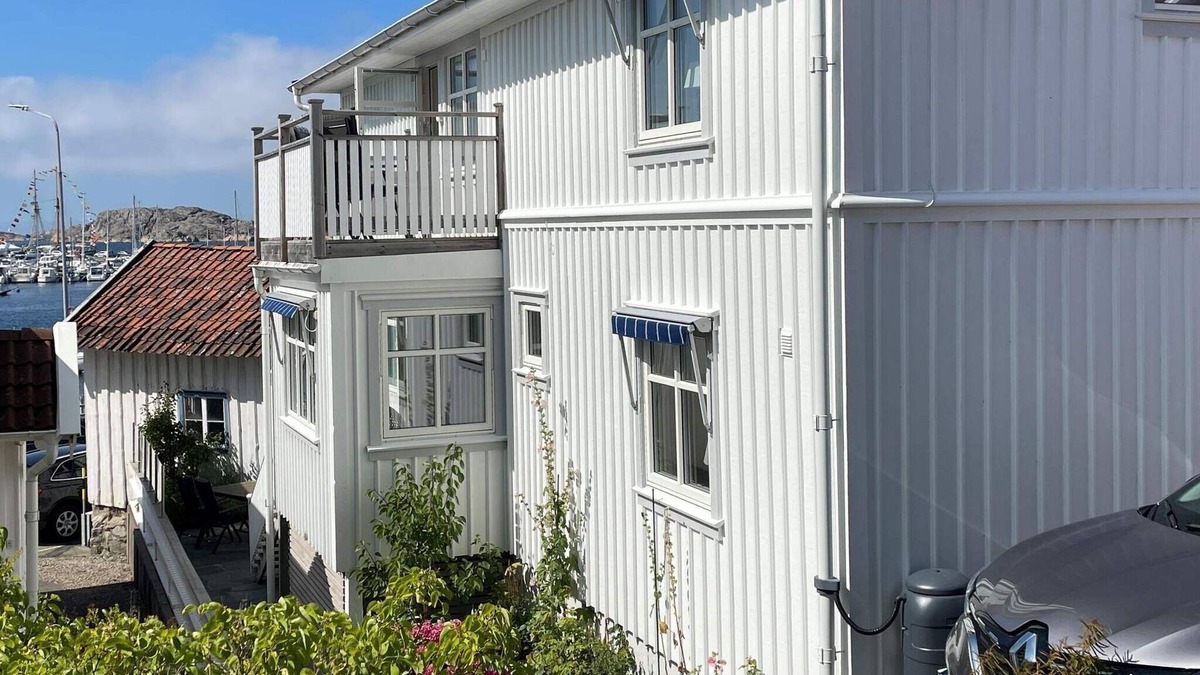 Skaerhamn House | 4 person holiday home in SKÄRHAMN