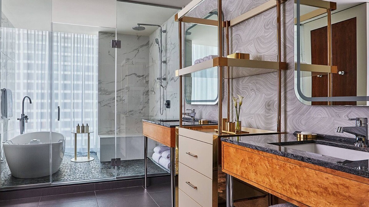 Rush and Division House | 4 Pet-Friendly Viceroy Lake View Suite, Rooftop Pool!