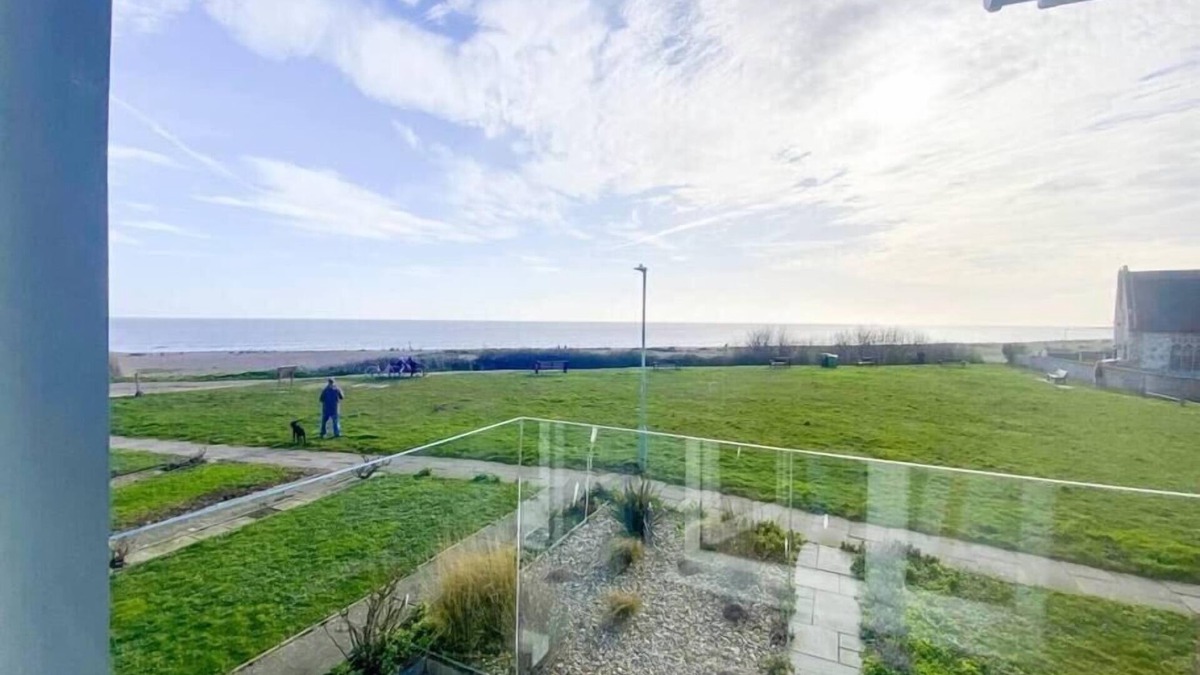 Pakefield House | 4 Sea View Walk, Pakefield