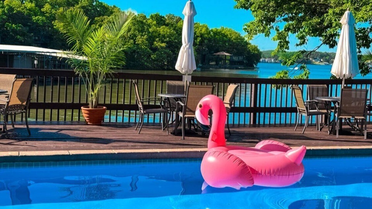 Village of Four Seasons House | 4 Seasons/2BD/3BA/Indoor Pool/Deck/Gym-STAY7/PAY FOR 5 FALLSPECIAL