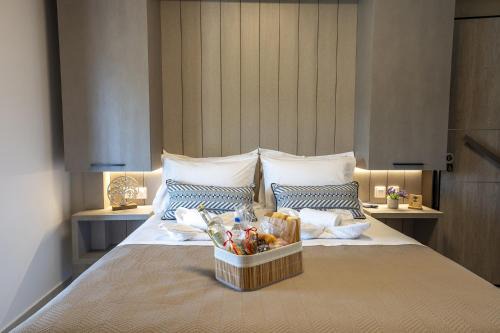 Aristotelis Apartment | 4 Seasons Luxury Living