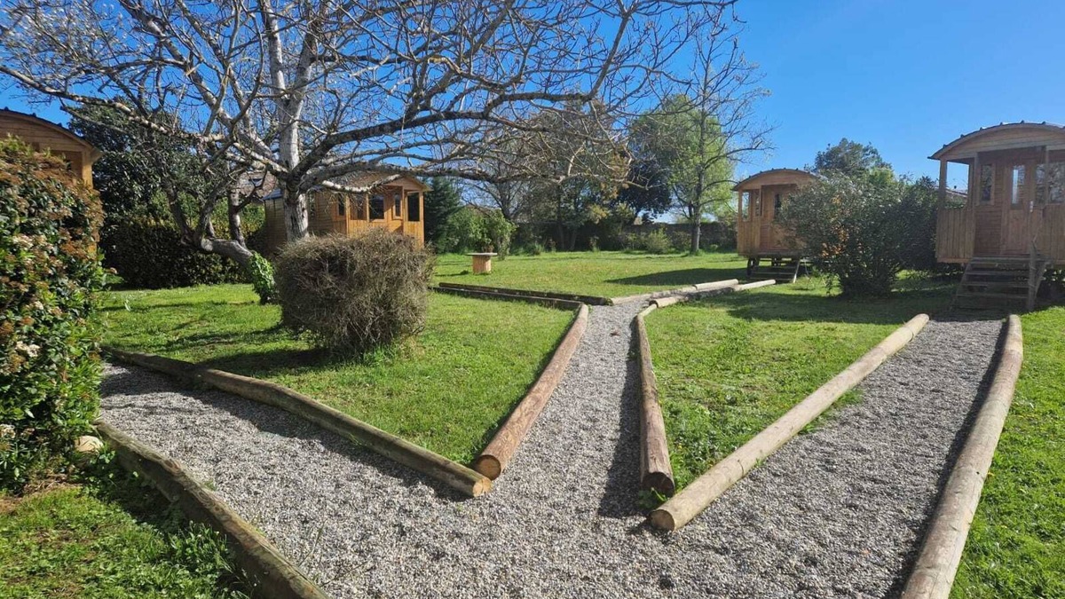 Monbequi Cabin | 4-seater caravan (4) in wooded park. Close to the Canal du Midi
