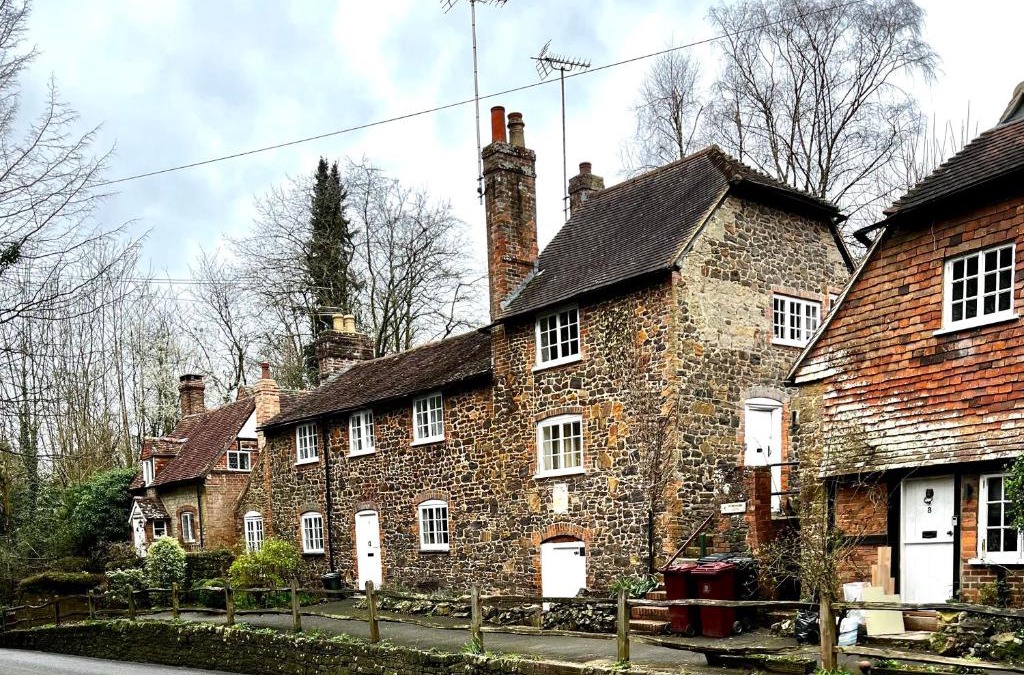 Pulborough House | 4 St Richard’s Cottages