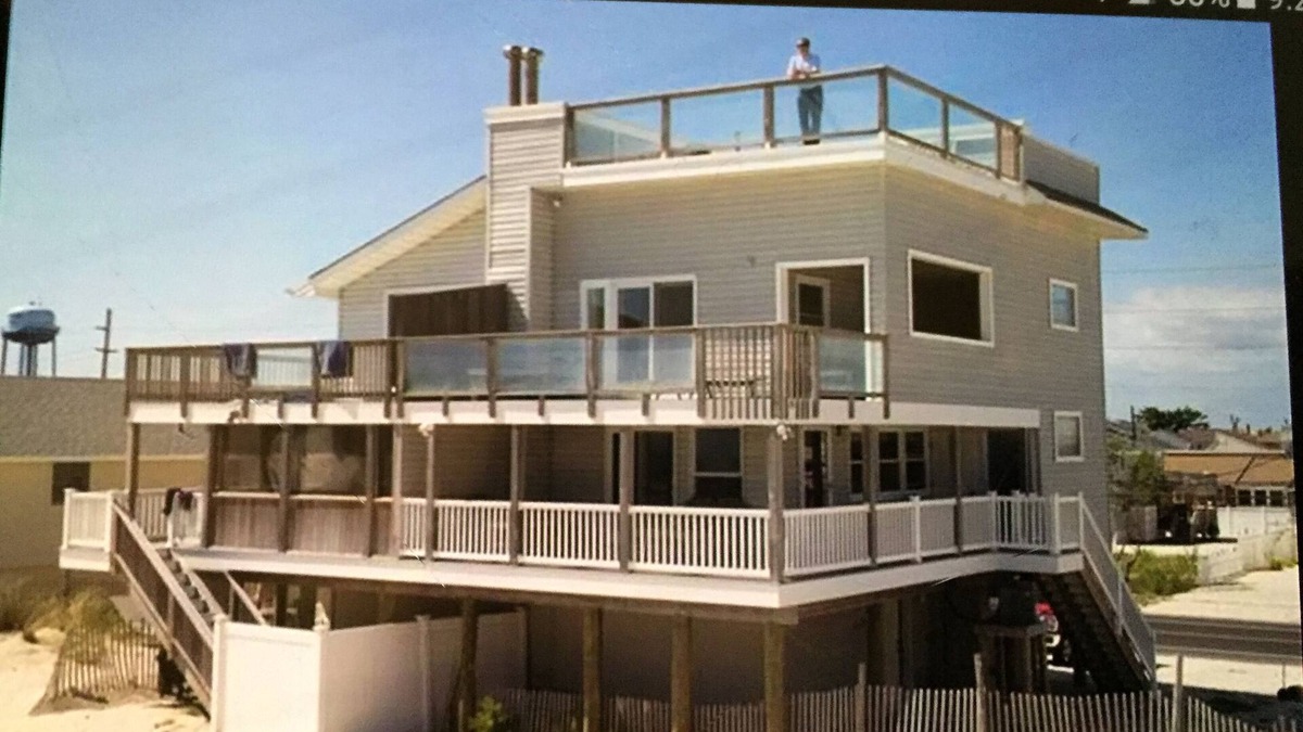 South Beach Haven House | *4-story Ocean Front Home with Direct Access to the Beach Fun Noon Check in!