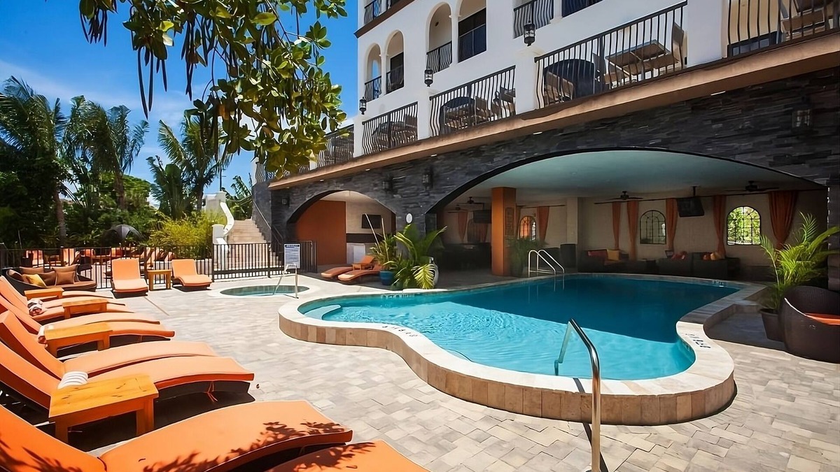 Belle Vista Hotel | 4 Units, King Partial View at The Hotel Zamora, Outdoor Pool