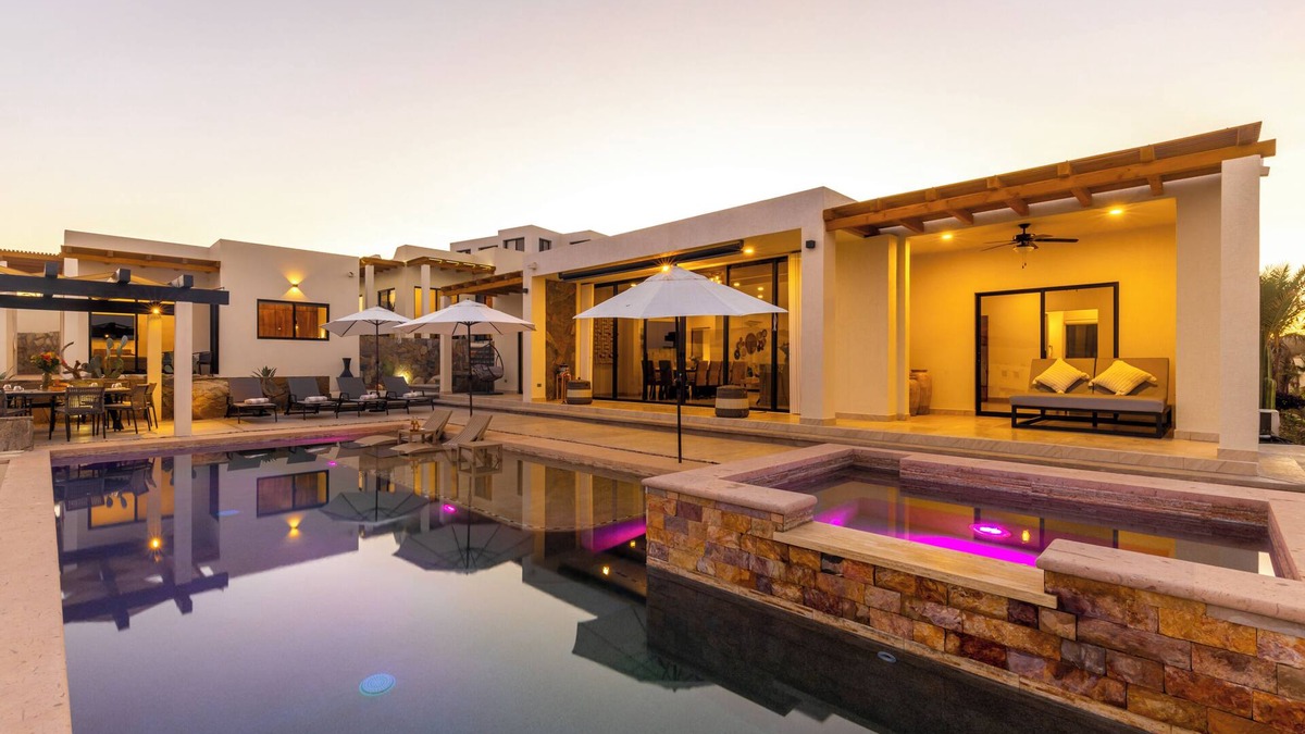 San Jose del Cabo House | 4-Villa Estate: Steps to Beach ~ 3Mi Flora Farms ~ 180° Ocean Views ~ Pool