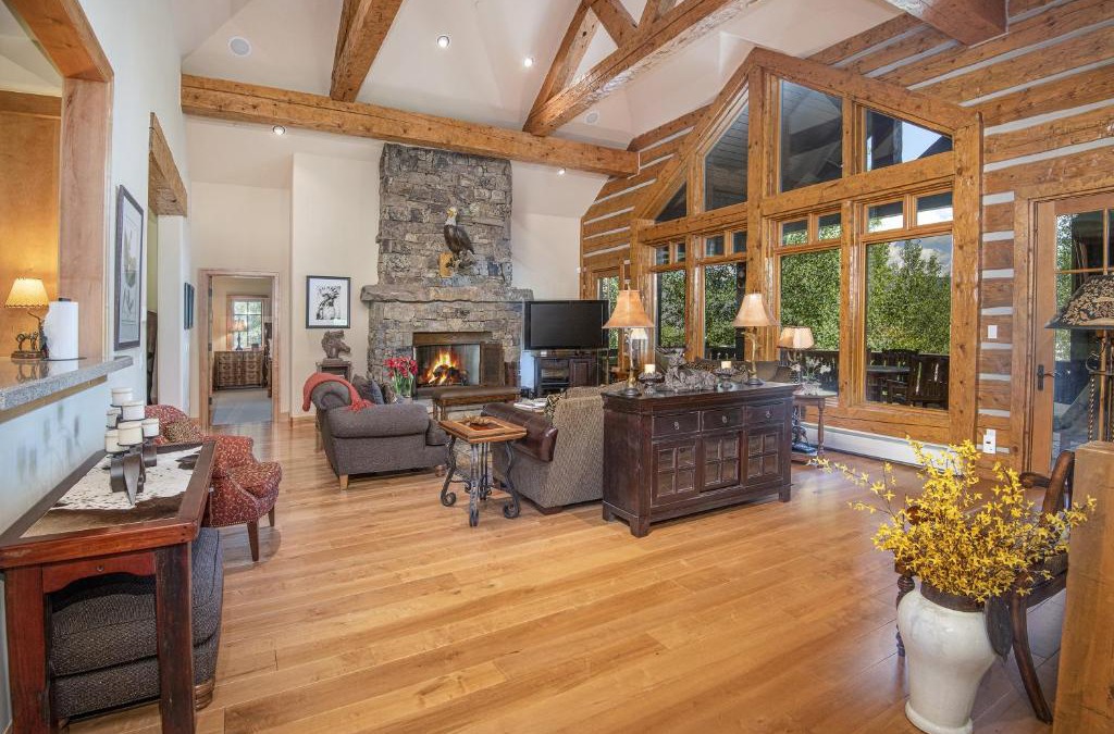 Avon House | 40 Goshawk home