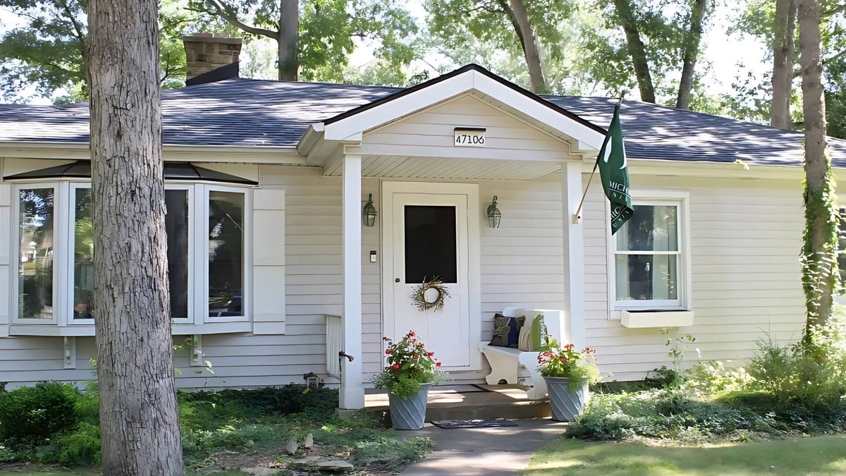 Grand Beach House | 400 FT From Lake Michigan, Golf Cart, Fire Pit