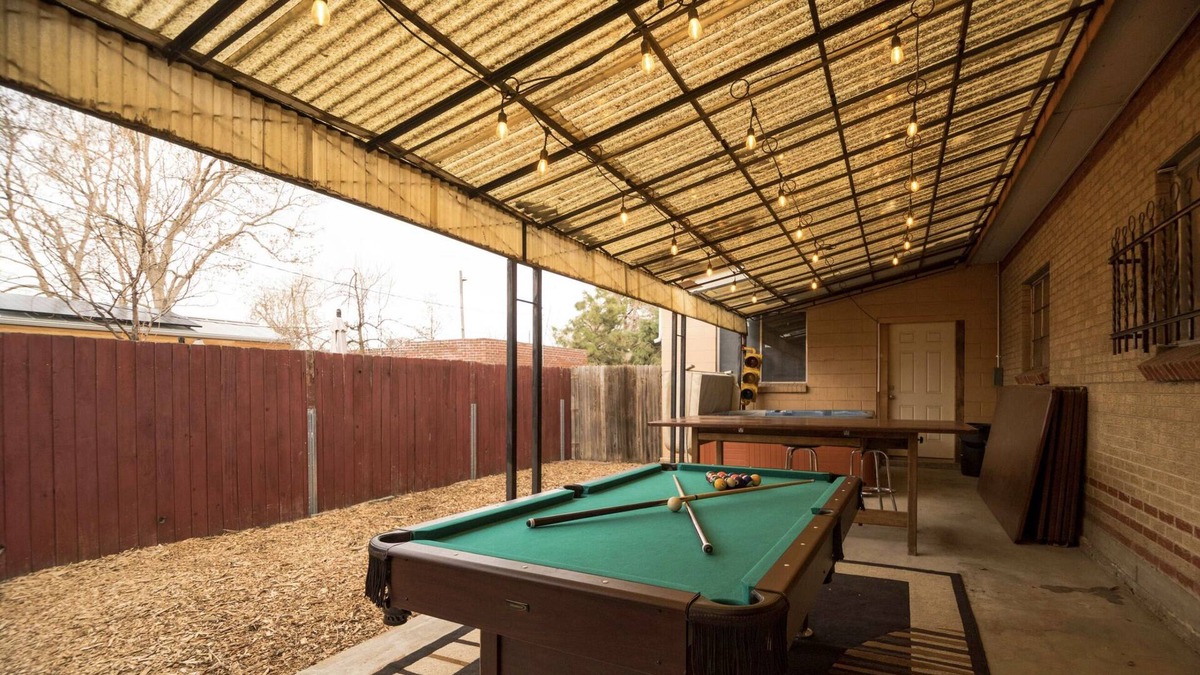 Sunnyside House | 420 Sunnyside Compound w Game Room