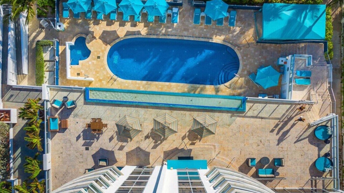 Sunny Isles Beach Condo | 42b Beachfront Marenas one bedroom apartment