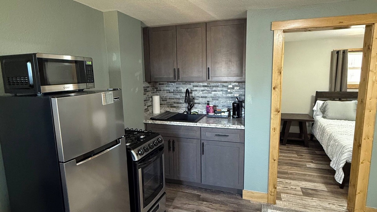 Walden Hotel | 441 LaFever St