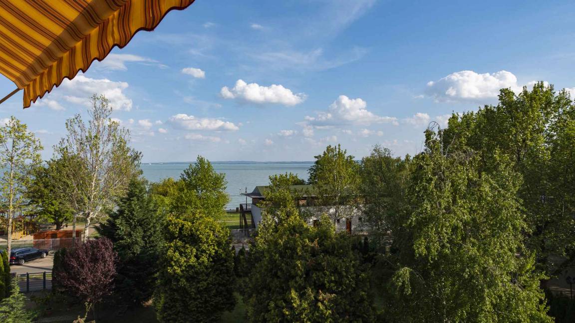 Csopak Apartment | 45 m² Apartment ∙ 1 bedroom ∙ 5 guests