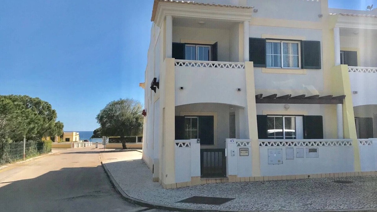 Benagil Ski Chalet | 45 Terraços de Benagil (Casa Céu Azul)