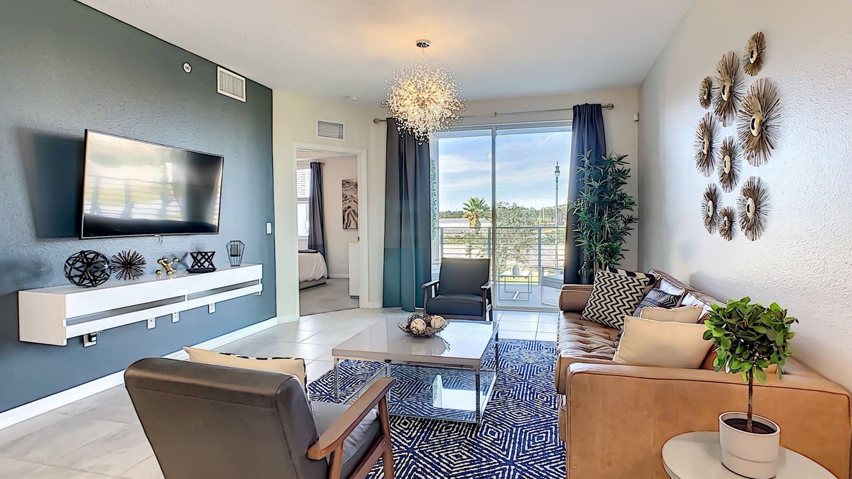 Kissimmee Condo | 4731 208 - 3 Bedroom Corner Unit in Storey Lake Resort Under 10 Min to Disney