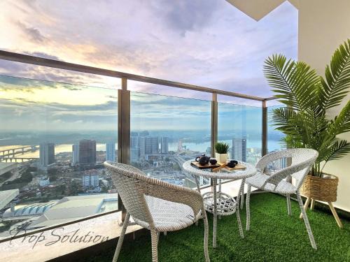 Central District Apartment | 47F Cozy Central City Suite JB CIQ 5-6 Pax